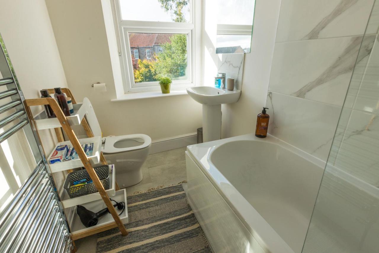 Amazing New 3 Double Bed House In Staple Hill! Bristol Exterior foto