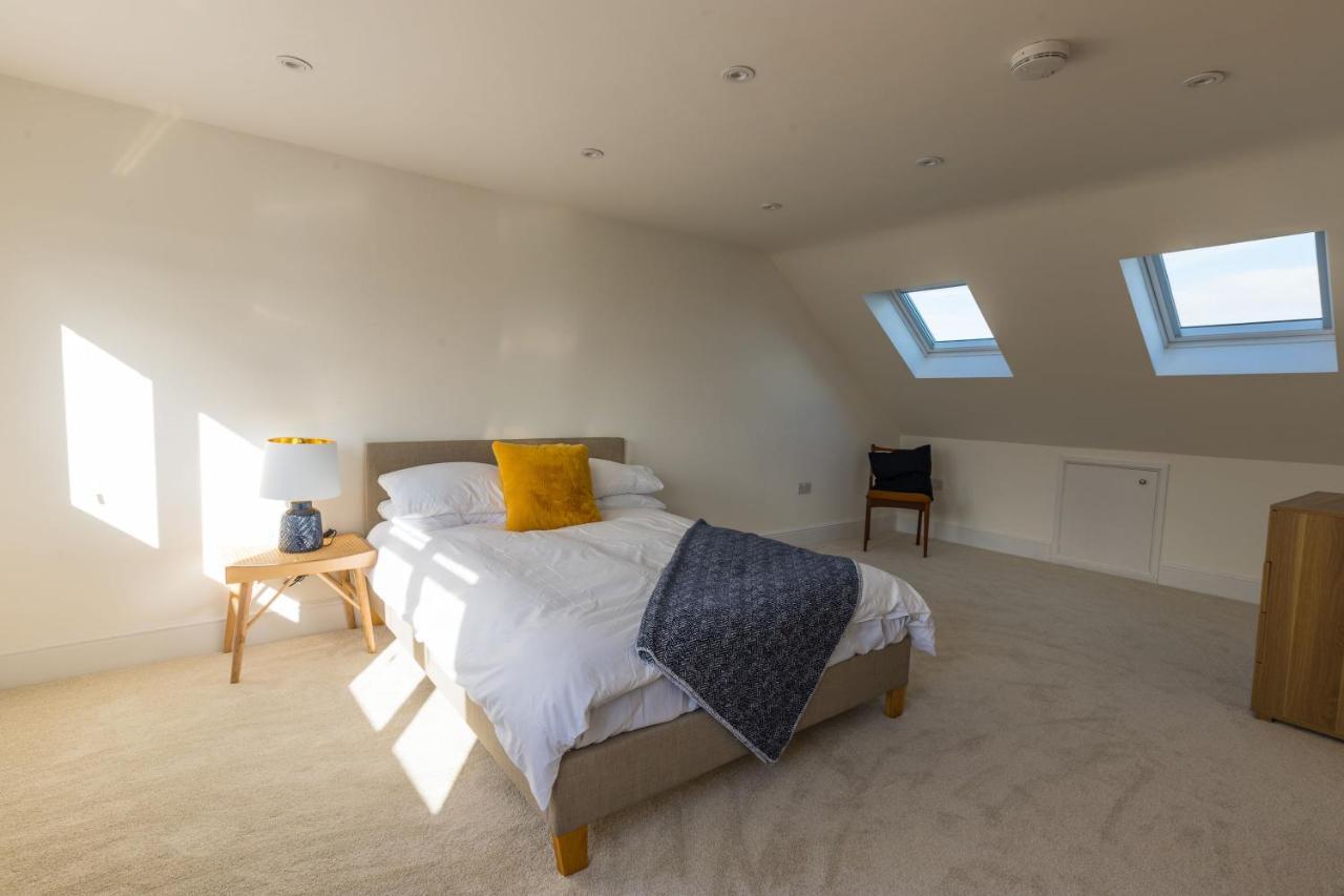 Amazing New 3 Double Bed House In Staple Hill! Bristol Exterior foto