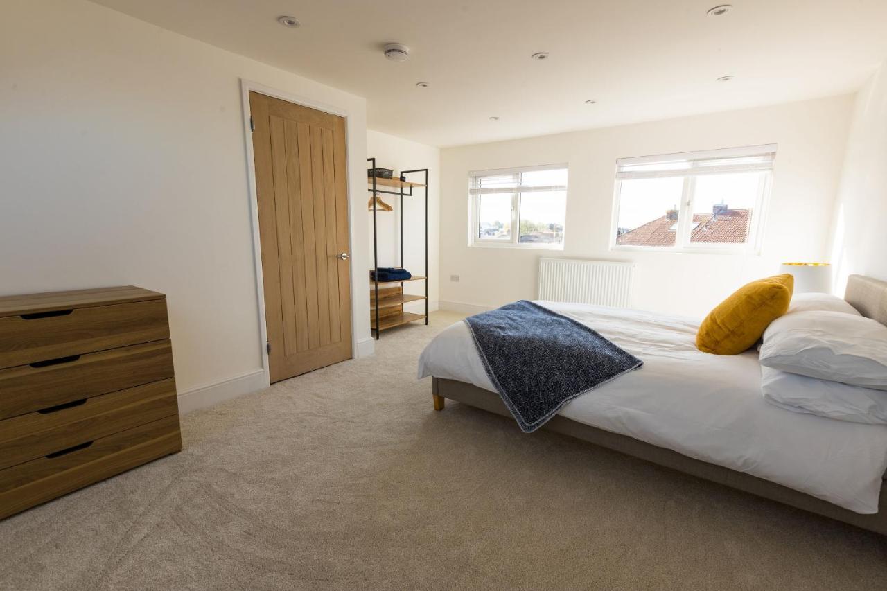 Amazing New 3 Double Bed House In Staple Hill! Bristol Exterior foto