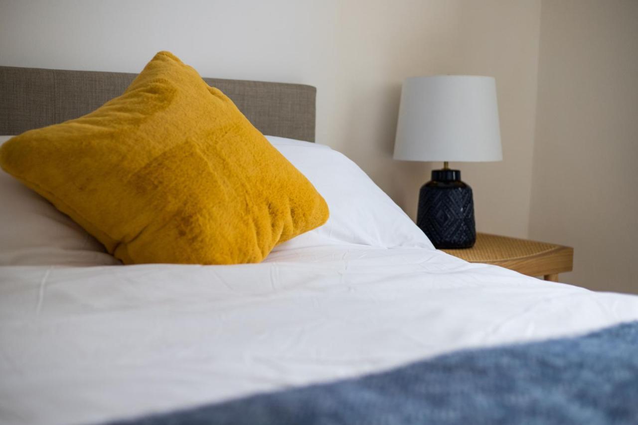 Amazing New 3 Double Bed House In Staple Hill! Bristol Exterior foto