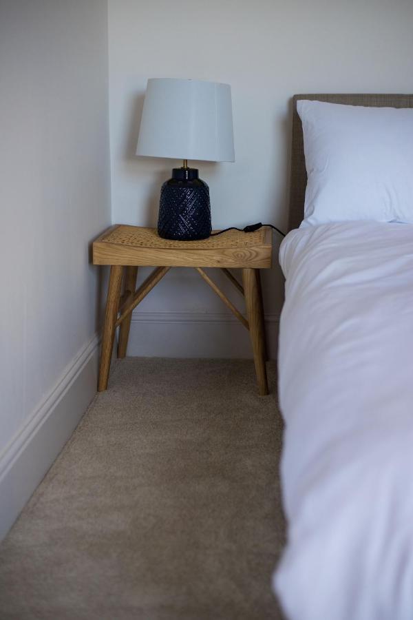 Amazing New 3 Double Bed House In Staple Hill! Bristol Exterior foto