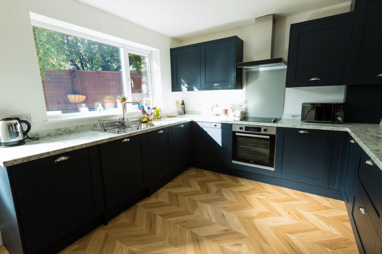 Amazing New 3 Double Bed House In Staple Hill! Bristol Exterior foto